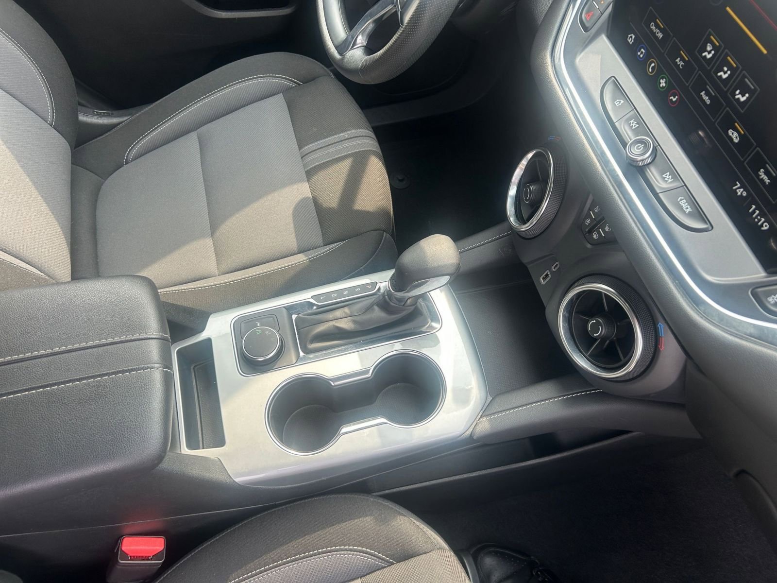 Used 2025 Chevrolet Blazer LT image 42