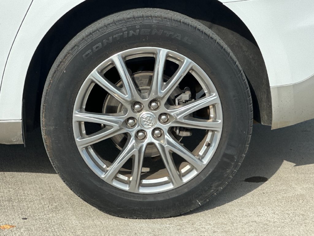 Used 2022 Buick Enclave Premium FWD image 26