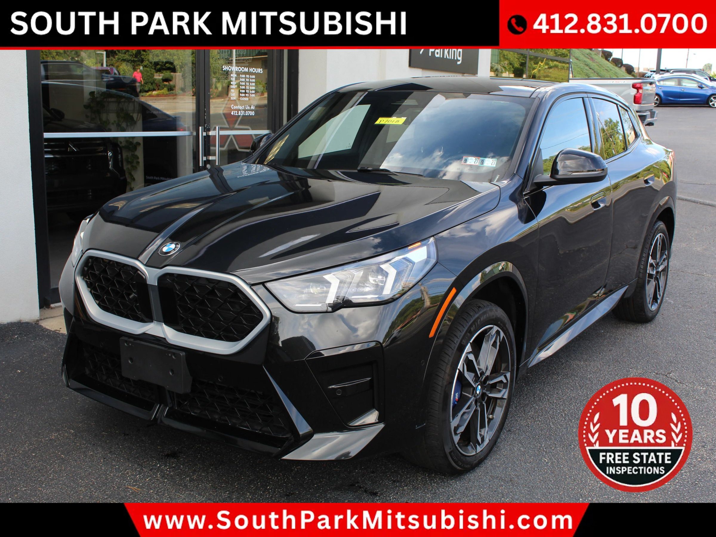 Used 2025 BMW X2 xDrive28i w/ M Sport Package AWD/4WD image 3