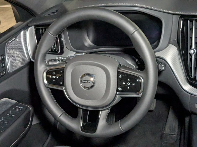 New 2024 Volvo XC60 T8 Polestar w/ Protection Package Premier AWD/4WD image 17