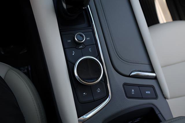 Used 2021 Cadillac XT5 Premium Luxury FWD image 28