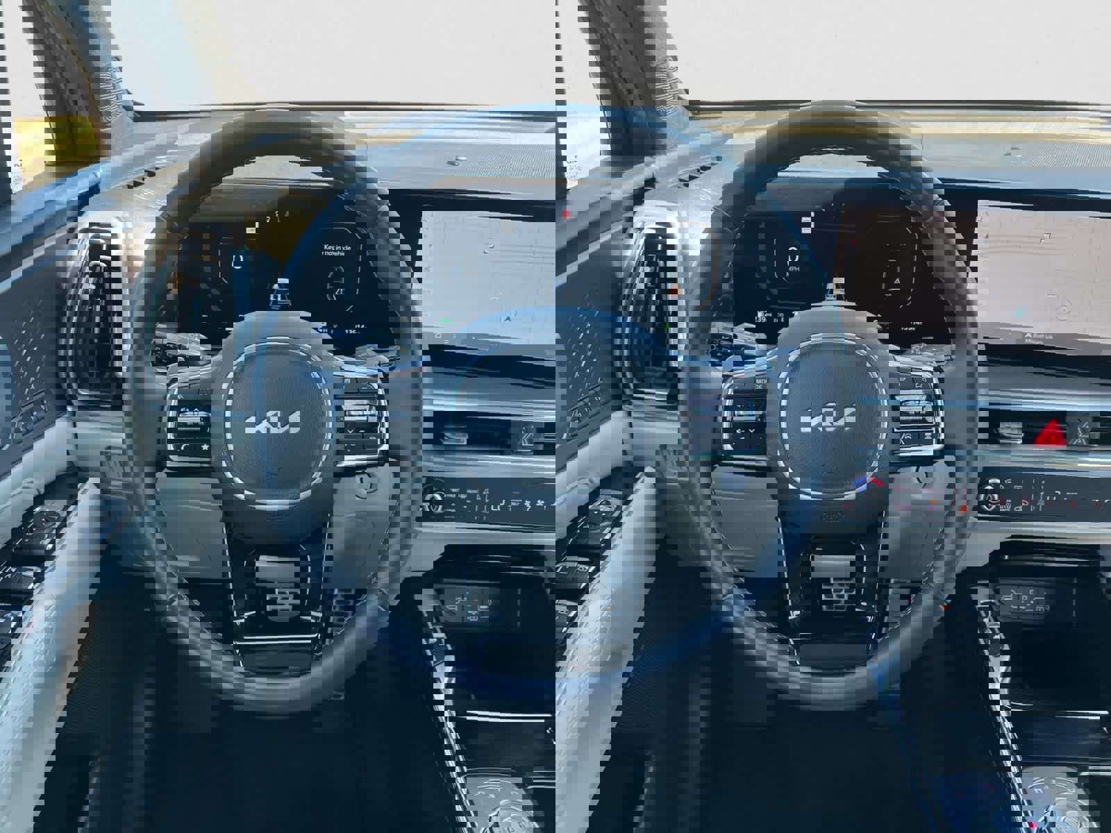 Certified 2025 Kia Sorento SX Prestige image 14