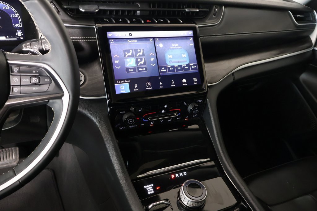 Used 2023 Jeep Grand Cherokee L Limited image 5