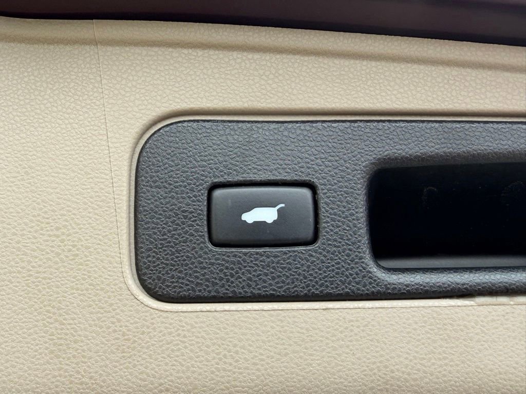 Used 2012 Honda Odyssey Touring image 37