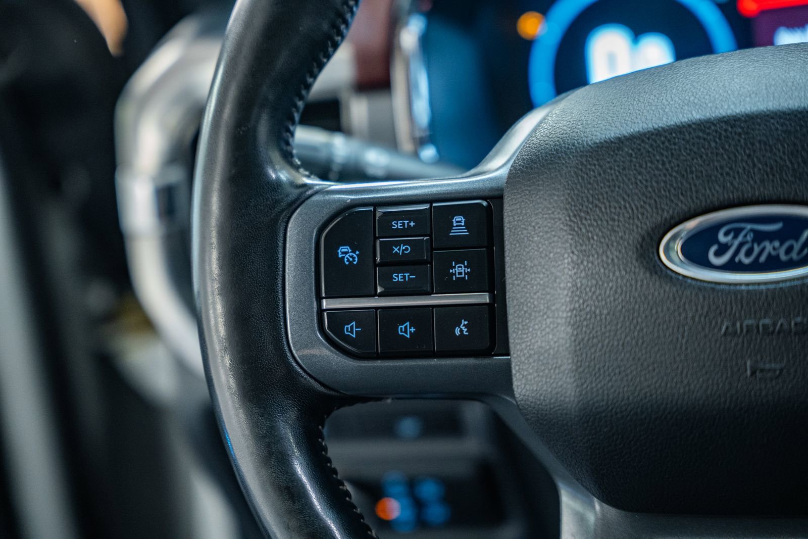 Used 2023 Ford F150 Lariat w/ Equipment Group 502A High image 36