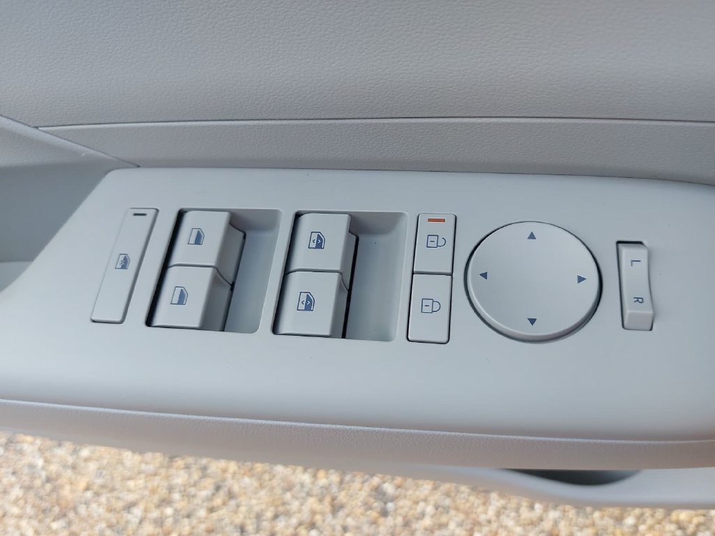 New 2027 Hyundai Kona SEL Sport AWD/4WD image 26