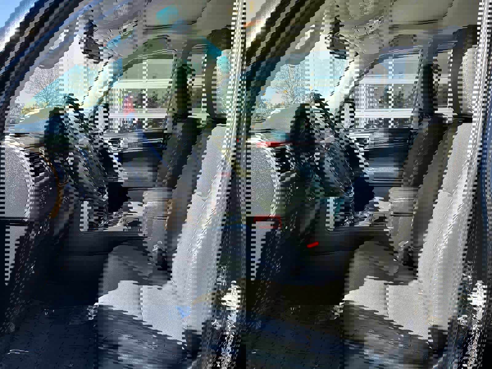 Used 2019 Lexus GX 460 Premium image 8