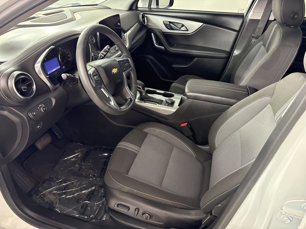 Used 2023 Chevrolet Blazer LT w/ Driver Confidence Package FWD image 30