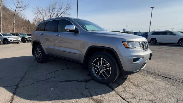 Used 2021 Jeep Grand Cherokee Limited image 2