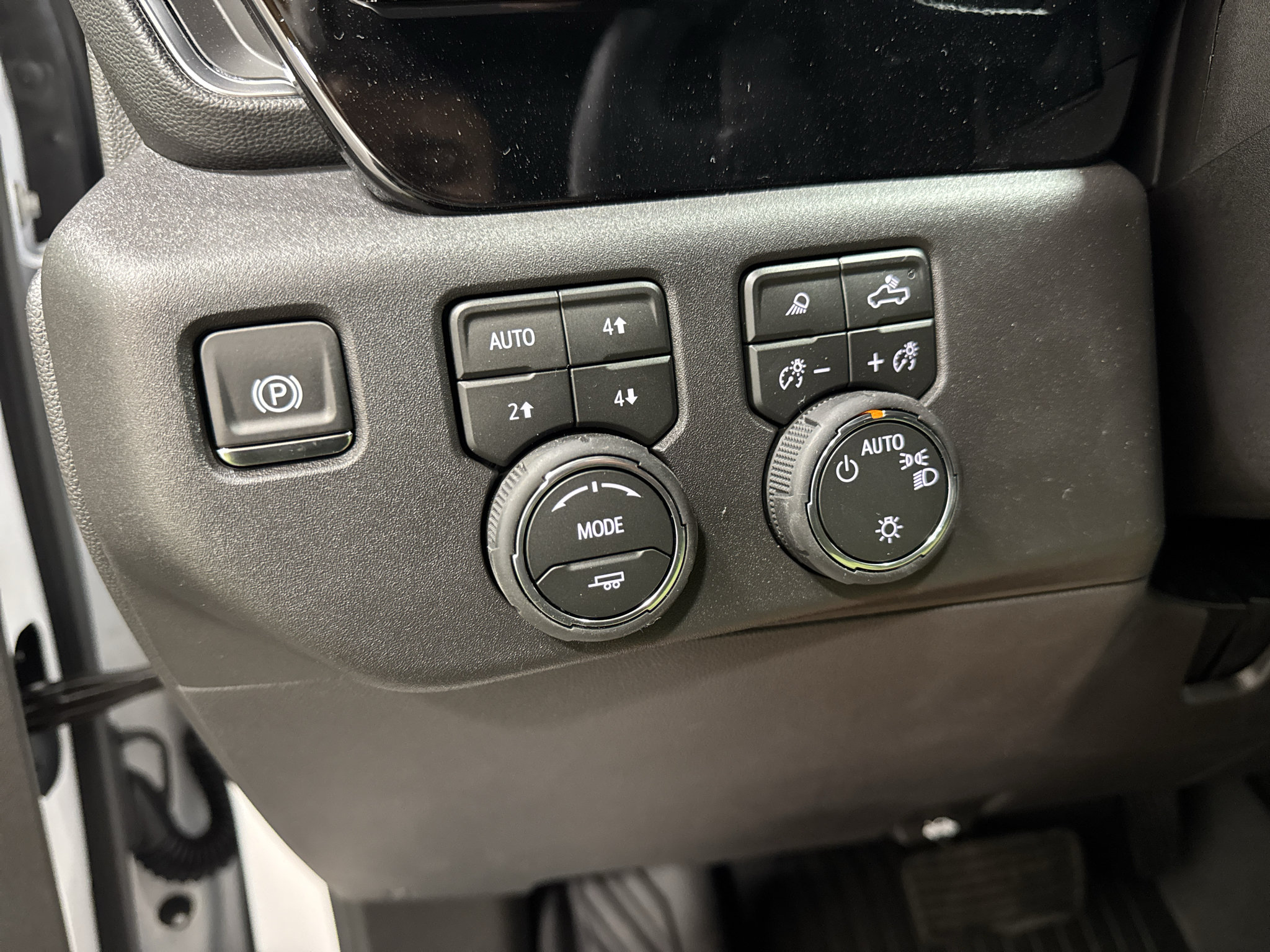 New 2026 Chevrolet Silverado 1500 LT w/ Z71 Off-Road Package AWD/4WD image 28