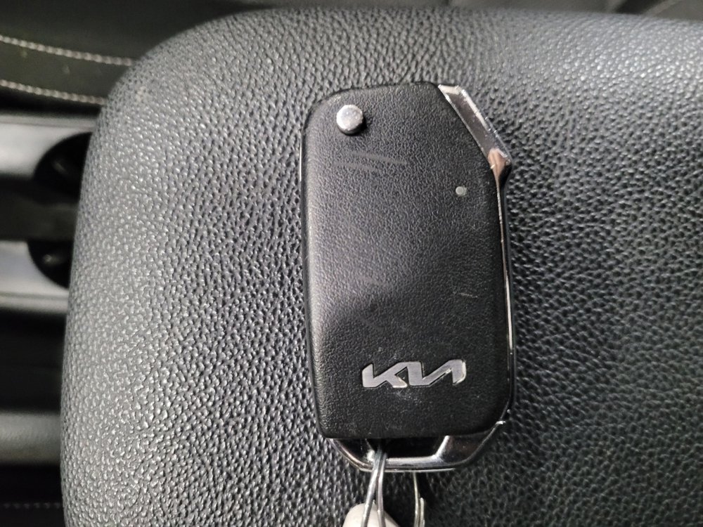 Used 2023 Kia Forte LXS image 32