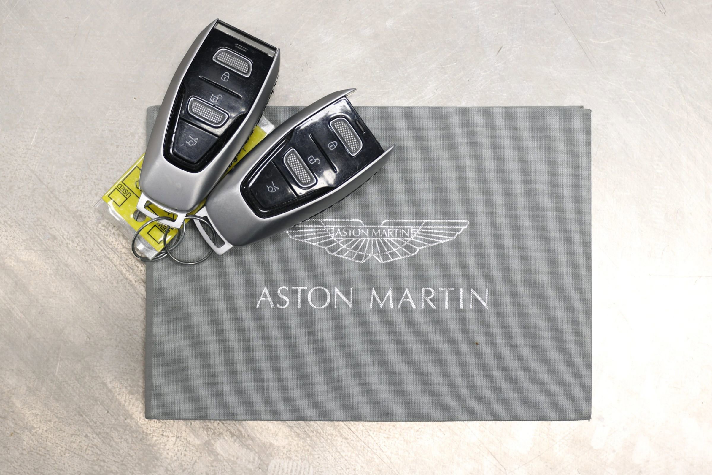 Used 2021 Aston Martin DBX image 5