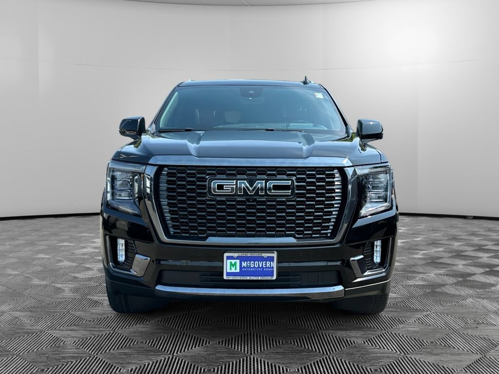Used 2024 GMC Yukon XL Denali Ultimate AWD/4WD image 8