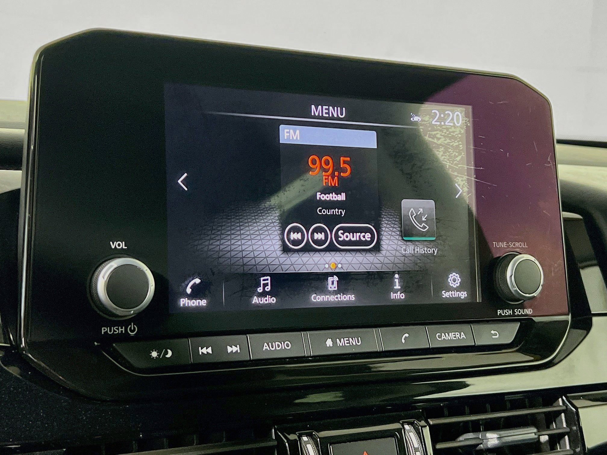 Used 2024 Nissan Pathfinder SV FWD image 27