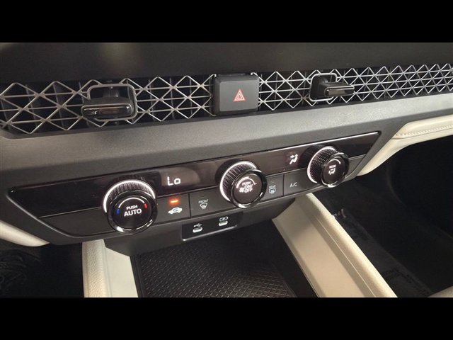 Certified 2025 Honda Accord LX image 28