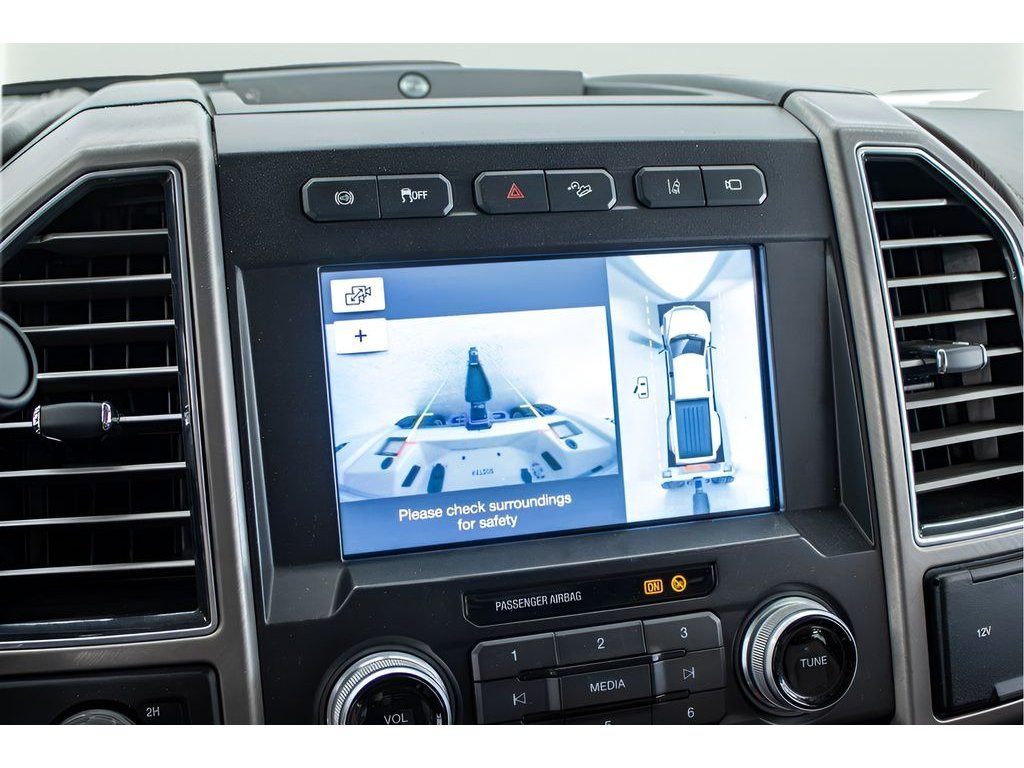 Used 2019 Ford F350 Limited AWD/4WD image 21