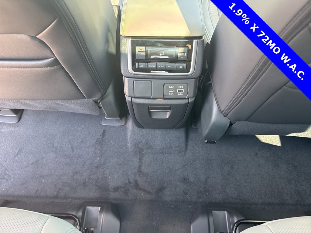 New 2025 Subaru Ascent Limited image 28
