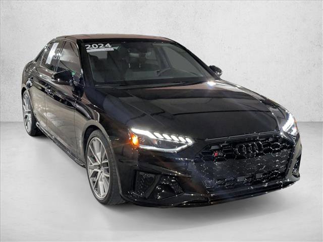 Used 2024 Audi S4 Premium Plus w/ Premium Plus Package image 3