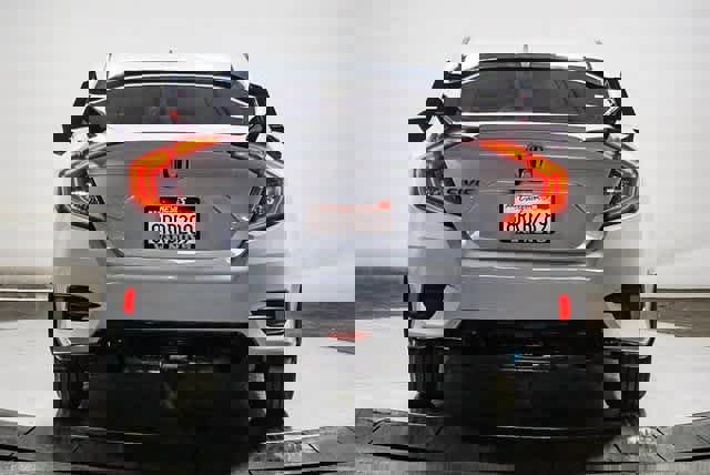 Used 2020 Honda Civic EX image 3