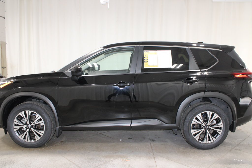 Used 2023 Nissan Rogue SV AWD/4WD image 6