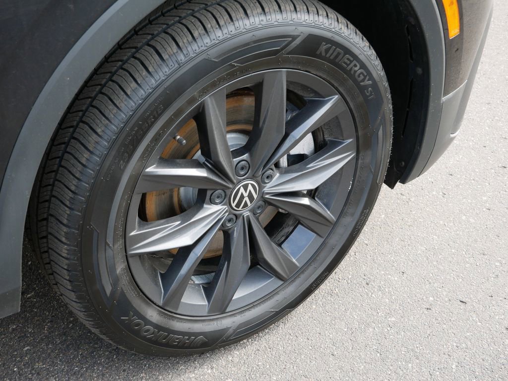 Used 2024 Volkswagen Tiguan Wolfsburg Edition FWD image 13
