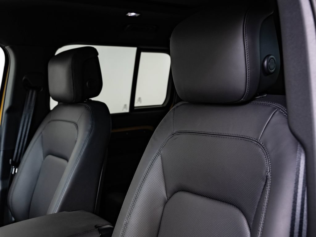 New 2026 Land Rover Defender 110 Trophy Edition AWD/4WD image 26
