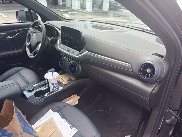 Used 2024 Chevrolet Blazer RS w/ Driver Confidence II Package FWD image 19