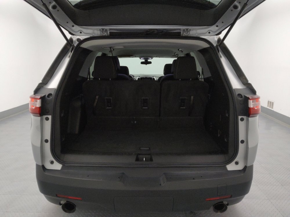 Used 2019 Chevrolet Traverse LT FWD image 29