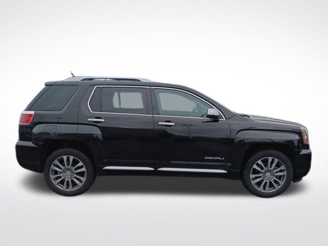 Used 2017 GMC Terrain Denali image 4