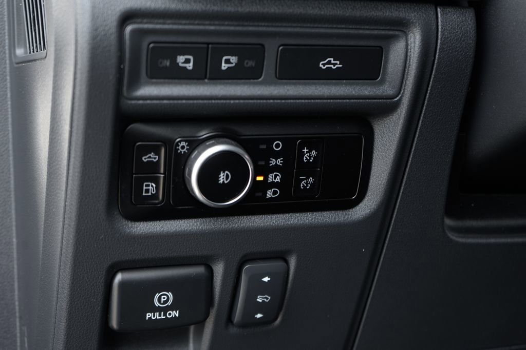 Used 2023 Ford F150 Lariat w/ Equipment Group 502A High image 22