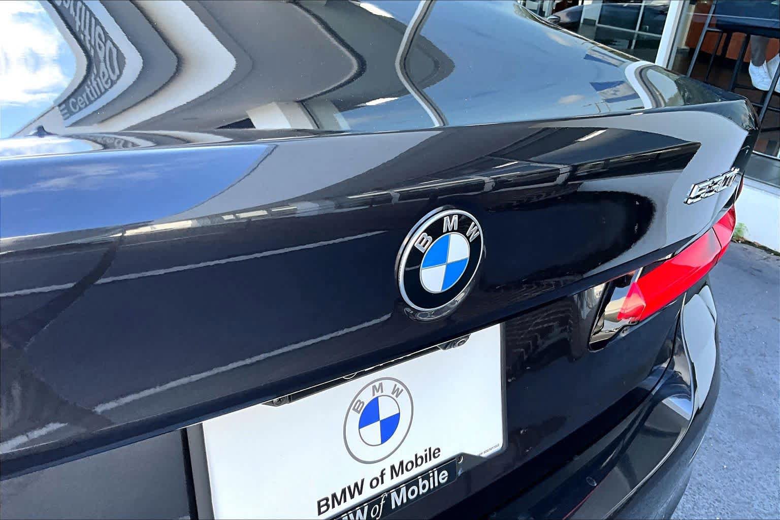 Used 2022 BMW 530i w/ Premium Package RWD image 30