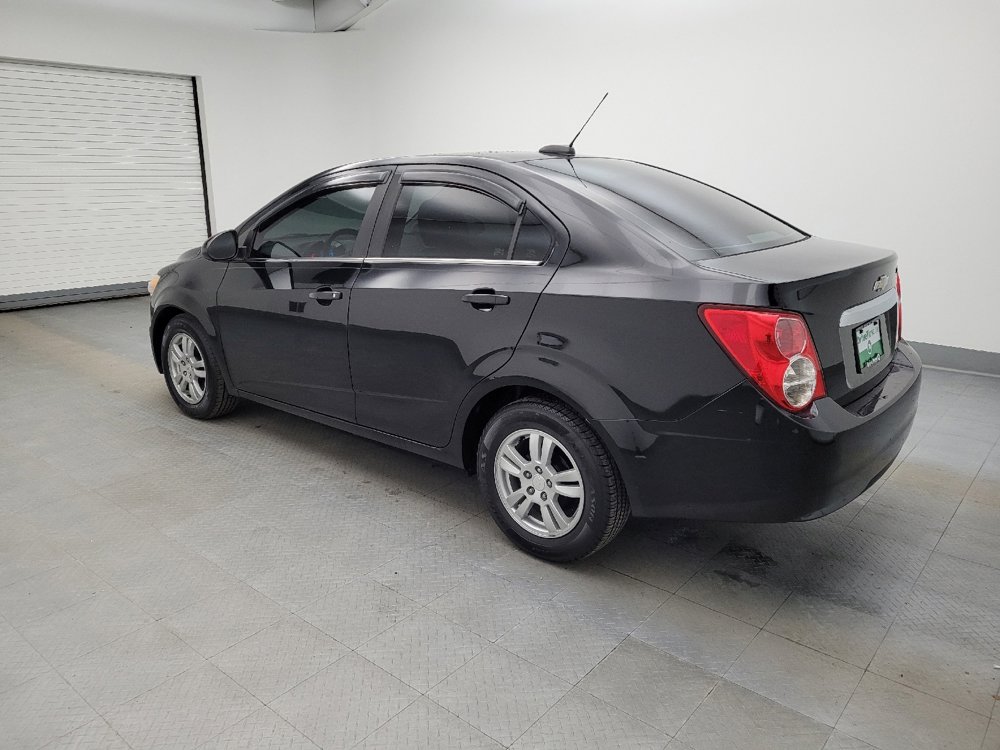 Used 2016 Chevrolet Sonic LT image 3