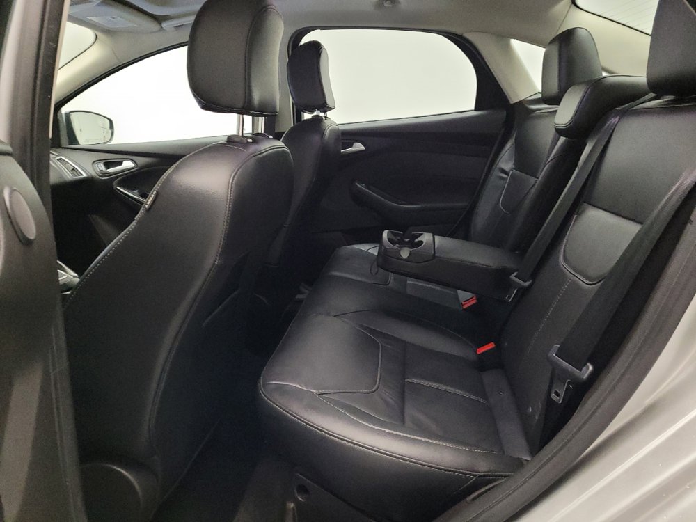 Used 2017 Ford Focus Titanium FWD image 18