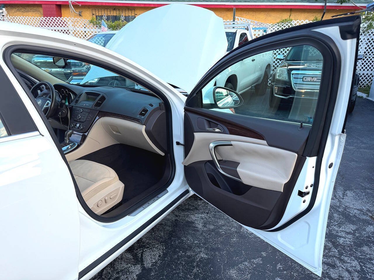 Used 2011 Buick Regal CXL Turbo FWD image 31