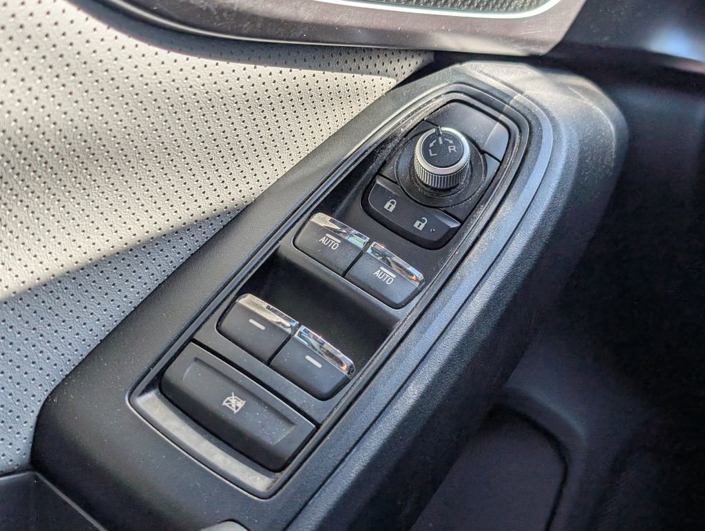 Used 2018 Subaru Crosstrek 2.0i Limited image 26