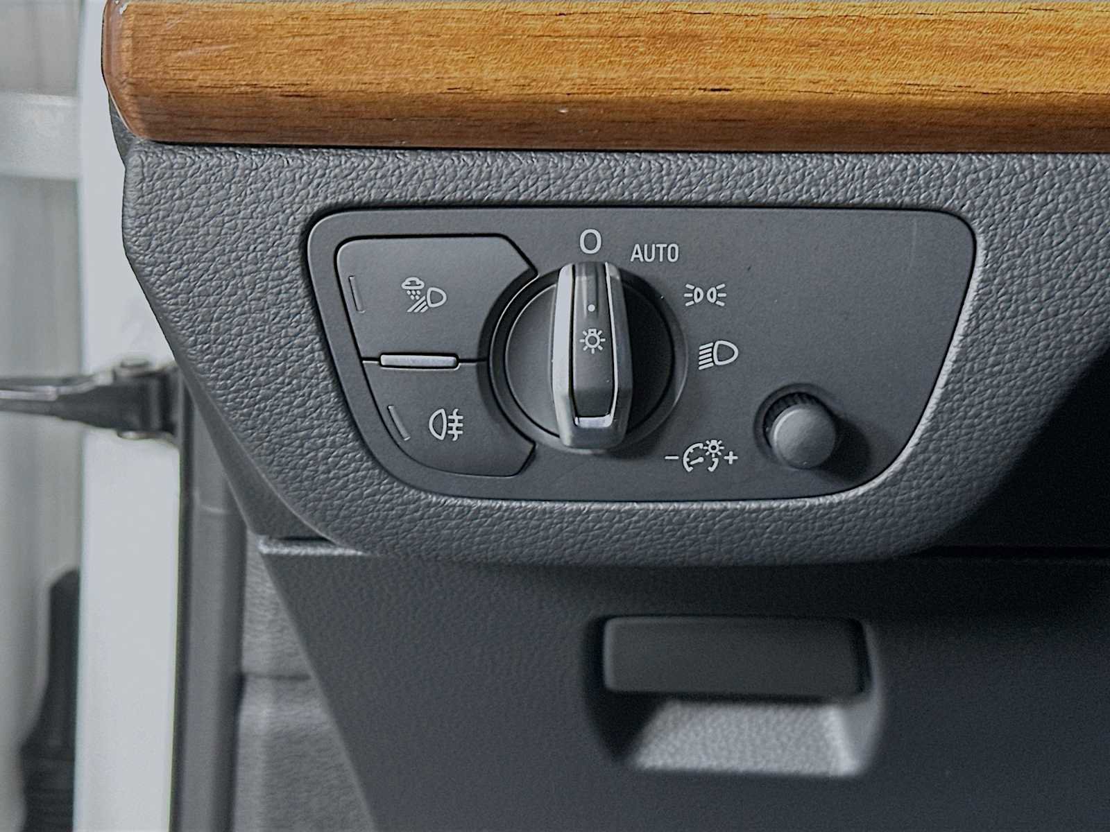 Certified 2023 Audi Q5 2.0T Premium w/ Convenience Package image 10