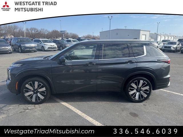 New 2026 Mitsubishi Outlander SEL FWD image 8