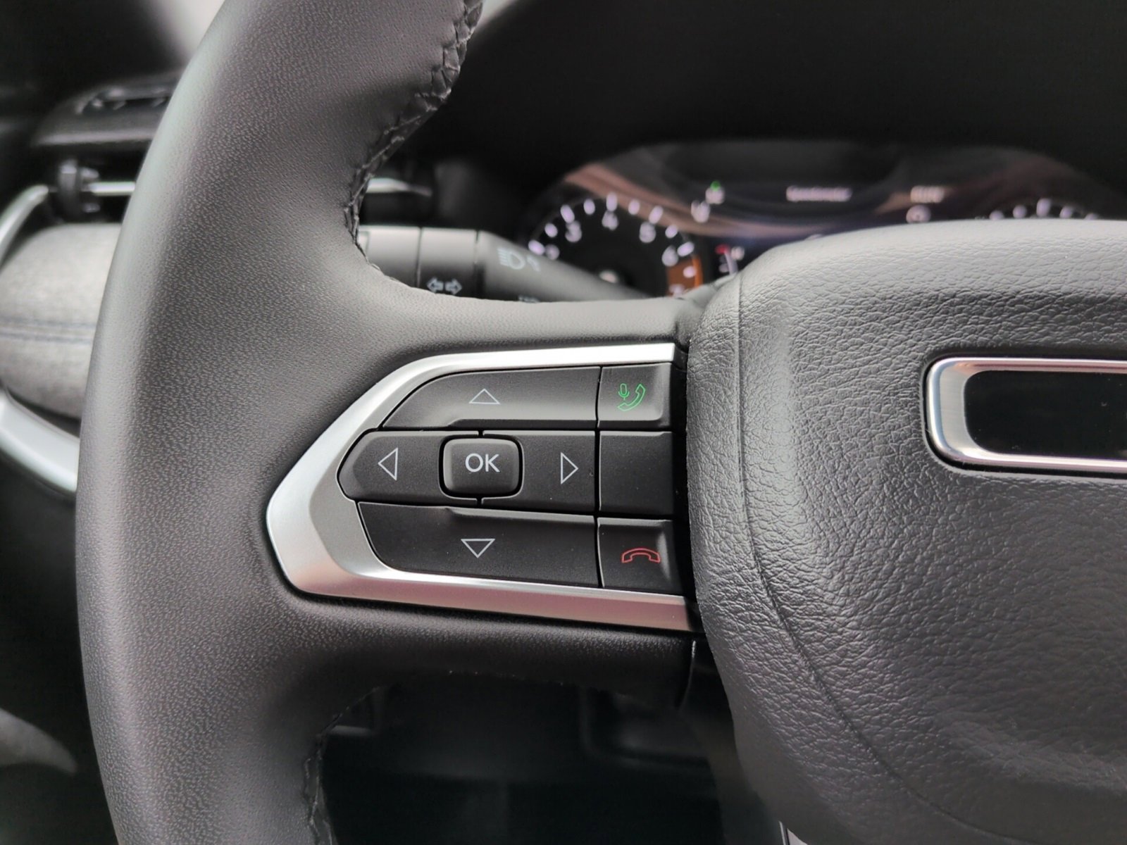 Used 2024 Jeep Compass Latitude image 20