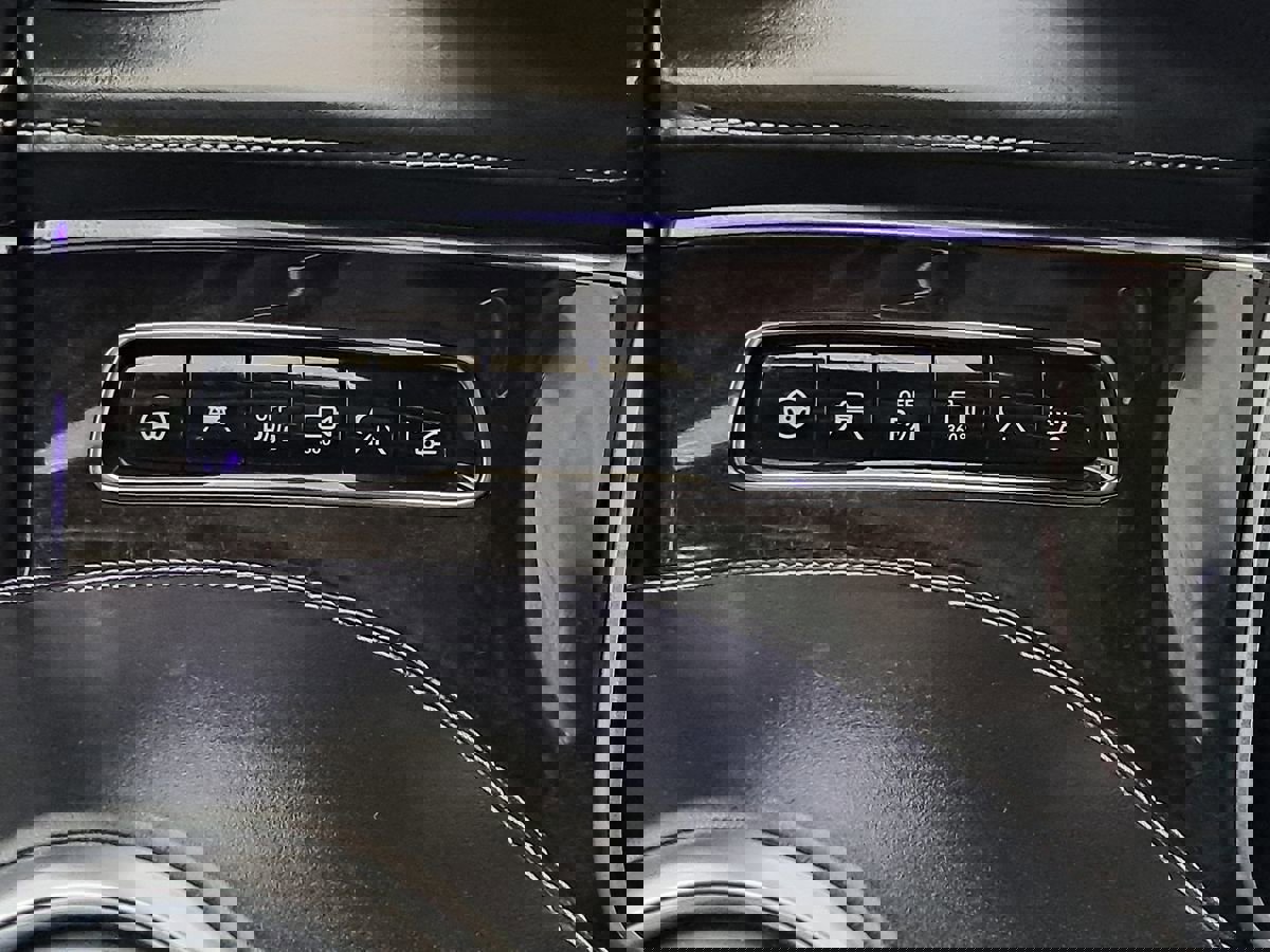 Used 2016 Mercedes-Benz S 63 AMG 4MATIC Coupe image 24