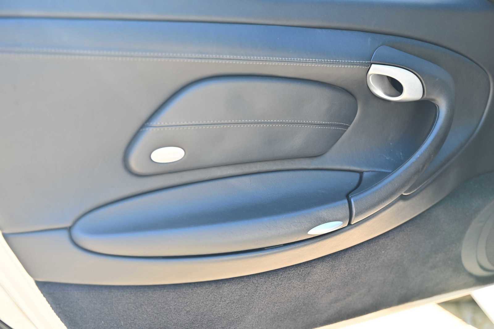 Used 2003 Porsche 911 Carrera 4S image 16