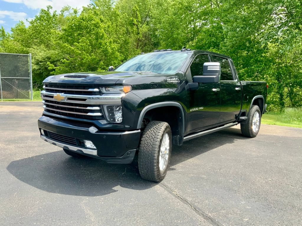 Used 2023 Chevrolet Silverado 2500 High Country w/ Z71 Off-Road Package AWD/4WD image 9
