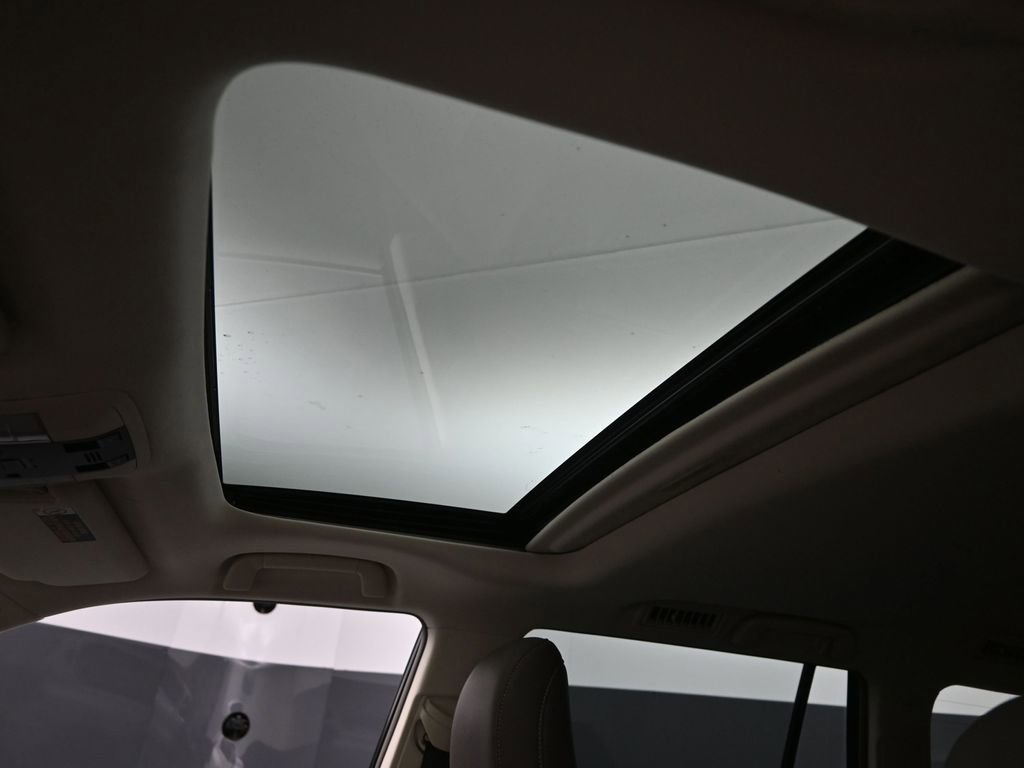 Used 2019 Lexus GX 460 image 23