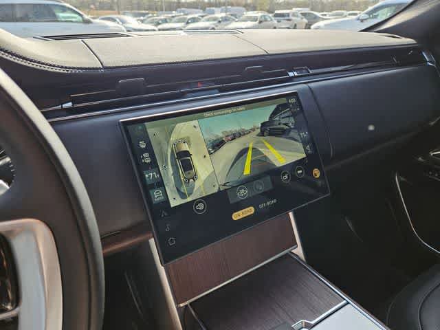 Used 2025 Land Rover Range Rover SE AWD/4WD image 32
