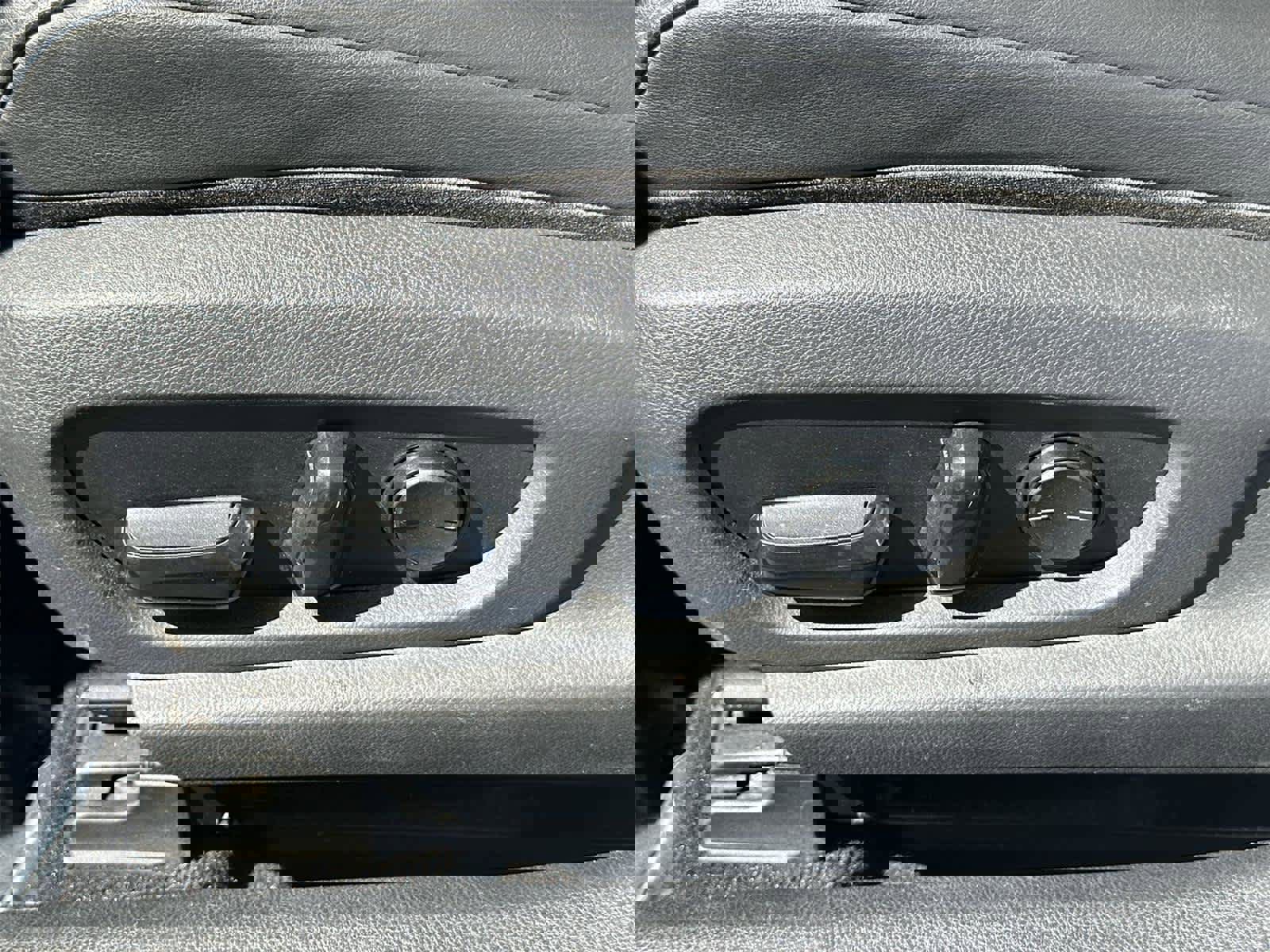 Used 2020 Lexus ES 300h w/ Accessory Package 2 image 22