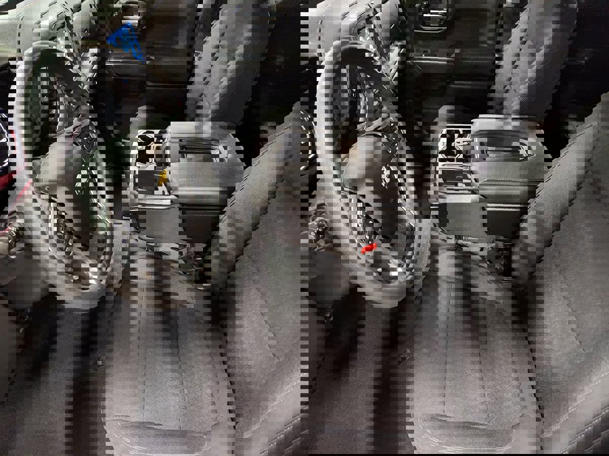 Used 2022 Chevrolet Silverado 1500 Custom w/ Safety Confidence Package image 34