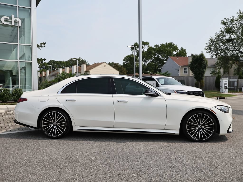 Used 2022 Mercedes-Benz S 500 4MATIC image 4
