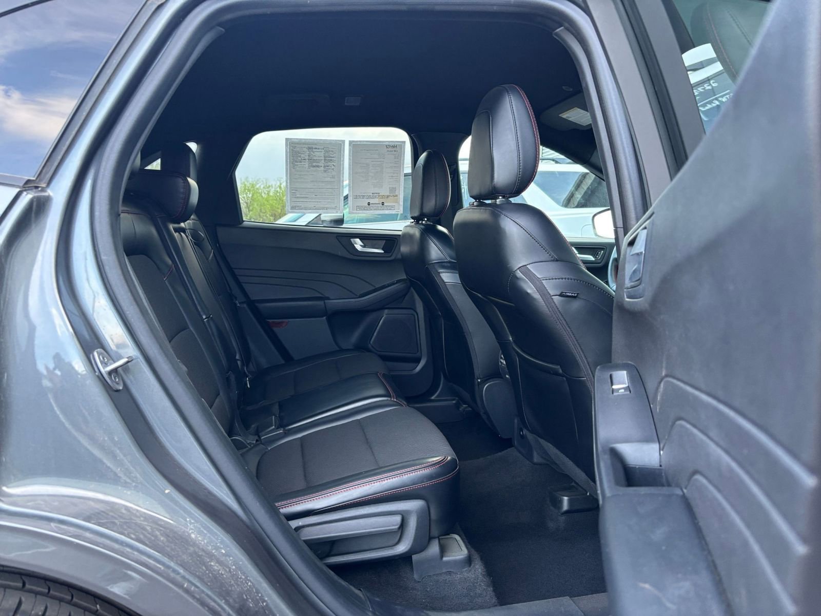 Used 2024 Ford Escape ST-Line image 27