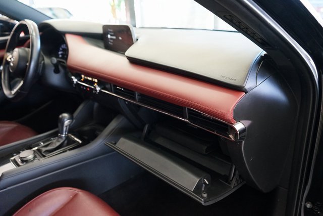 Used 2020 MAZDA MAZDA3 Hatchback w/ Premium Package image 42