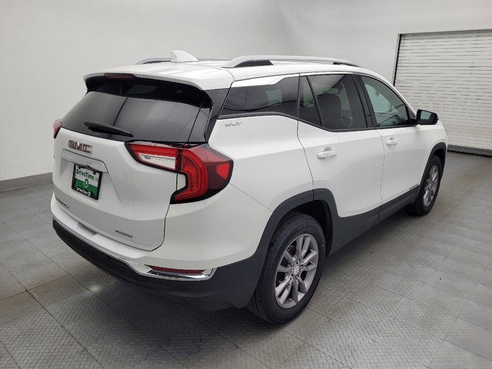 Used 2023 GMC Terrain SLT AWD/4WD image 9