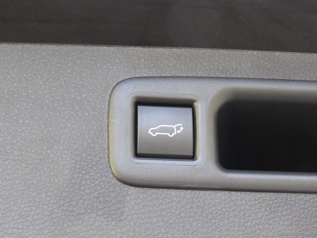 Certified 2025 Toyota Highlander XSE AWD/4WD image 24